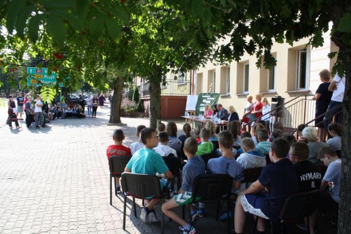 Akcja Narodowe Czytanie w Stawiskach. Czytaliśmy „Quo vadis”  H. Sienkiewicza