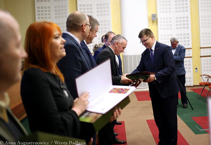 Gimnazjum im. Adama Mickiewicza w Stawiskach wśród najlepszych szkół  w regionie!