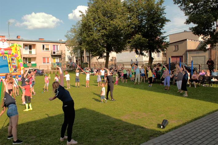 I młodsi i starsi… Międzypokoleniowy Piknik Sportowy