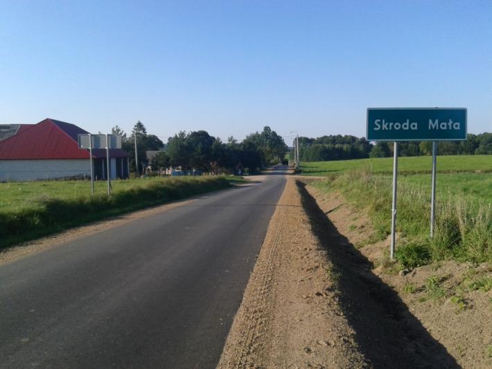 Uroczyste otwarcie zmodernizowanej drogi powiatowej przez Skrodę Małą