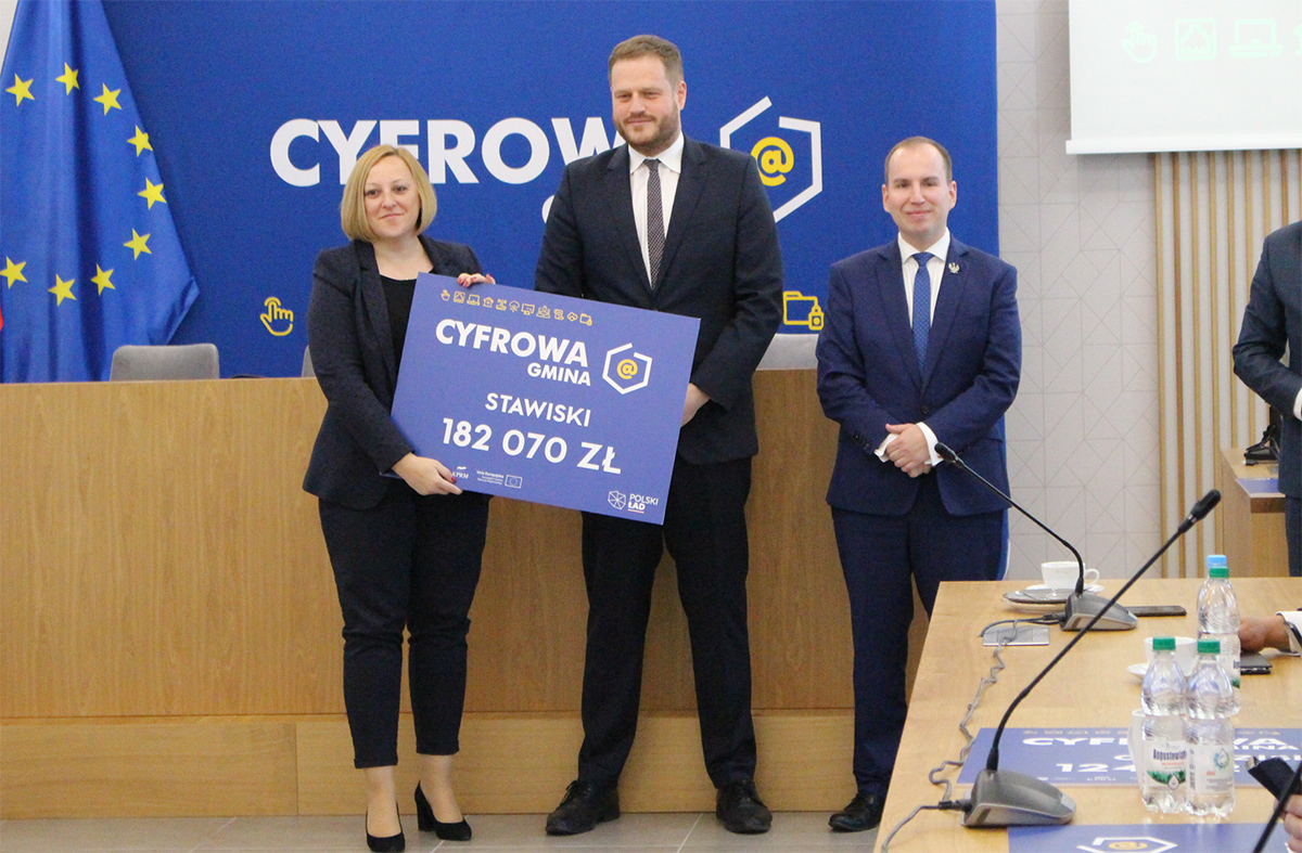 „CYFROWA GMINA” – 182 tys. zł dla Stawisk!